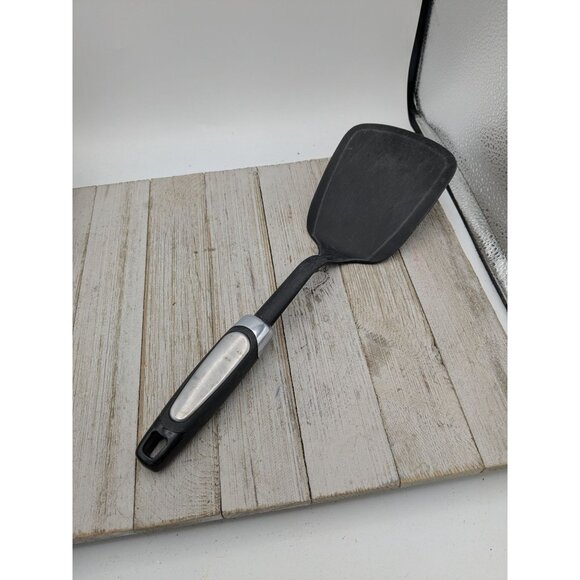 Farberware Small Solid Spatula Turner Flipper Black Nylon Plastic 11" - Picture 1 of 7